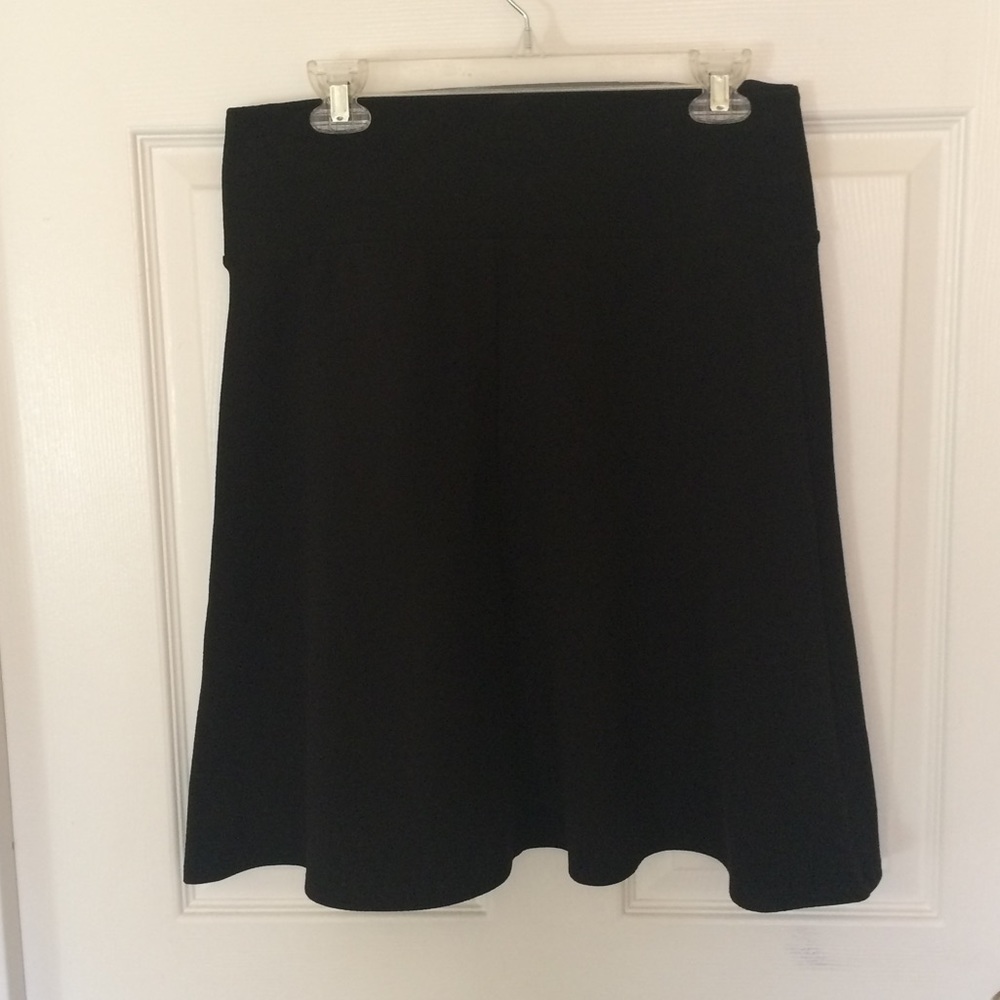 High-waisted Black Skater-style Skirt